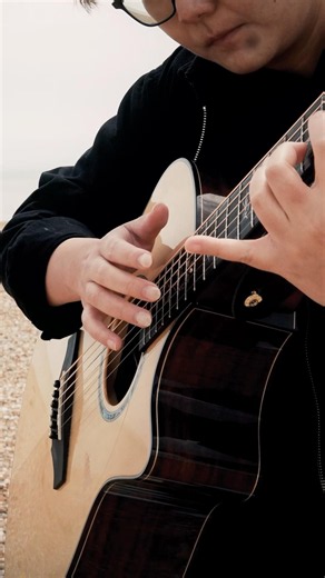 Chorus section from aLIEz (Aldnoah.Zero / Hiroyuki Sawano) 🎸#percussiveguitar