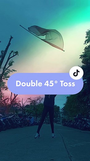 What are you willing to do as a colorguard? 🤔 Double 45° toss by Jeremie 💜💙 #colorguardthings #stingerspercussion #colorguardlife #marchingbandlife #stingerscolorguard #marchingbandphilippines #colorguardtricks #colorguardcheck #fypシ