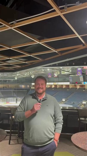 🎆Voting is officially open for our 20-Year Memory Contest!🎆 Thank you to everyone who shared their photos and stories with us. 💛 Cast your vote now through November 16. Our winner will be announced November 17. 🗳️ Vote here → https://form.jotform.com/252944504700049 | Covelli Centre