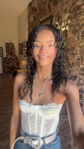 TikTok · Mega princess