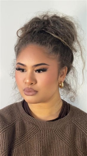Create this gorgeous glam w me for my client’s ball w no trending sound!! - All bookings Via insta dms @glambyariyana OR email aria200816@gmail.com to secure your booking w me xx - - - #makeupartist #newzealand #mua #fullglam #ballmakeup