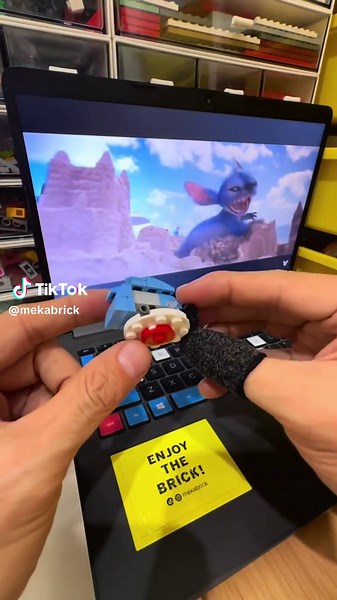 Lilo & Stitch LEGO Building Tutorial