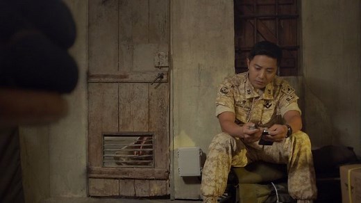 Descendants of the Sun Episode 11 - Who on Earth Stole It?