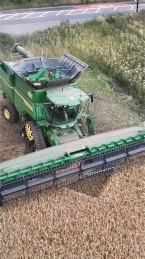 “Modern Agriculture🌾 in Action#ModernFarming #AgricultureLife #Farmers # shorts # field#farming