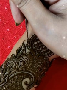 New look new model mehndi design. #henna #mehndi #bindi | Henna 10