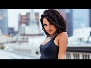 Becky G Ft Burna Boy - Rotate ( official music vídeo ).