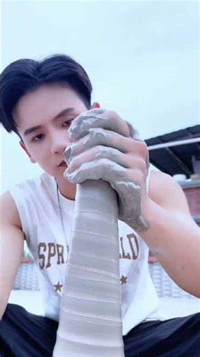 The Door of Art forms in moments that refuse haste.. #sculpture #ceramic #satisfying #handmade #art