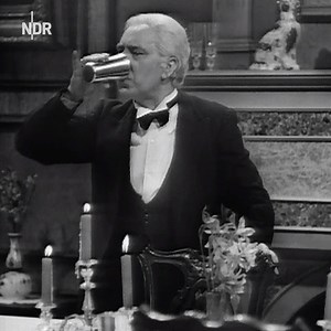 Wir wünschen euch einen guten Rutsch! 🥳🎇 | N-JOY