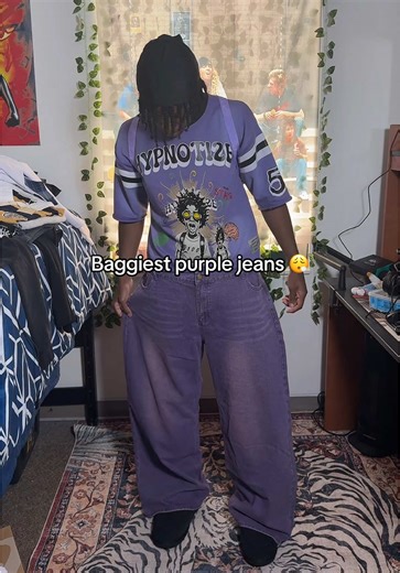 Baggy Purple Jeans From @EMMIOL Denim #baggyjeans #purplejeans #baggydenim #streetwear #ootd