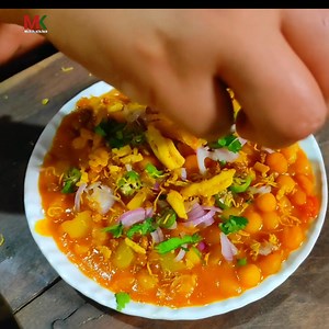 3.1K views · 106 reactions | মেলার মতো ঘুগনি এখন বাড়িতেই তৈরি করুন, Ghugni recipe by Mehek kitchen Vlog | Mehek Kitchen Vlog | Facebook