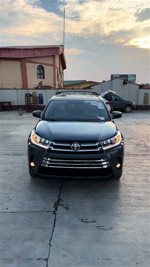 2015 Toyota Highlander XLE for ₦26M – Buy with 40% Deposit