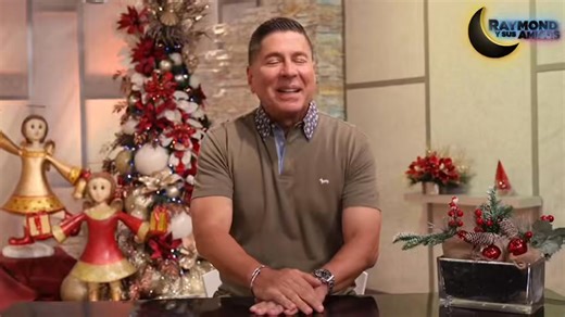 En Navidad hay cosas que no pueden faltar 🎄🙌🏼 El elenco de Raymond y sus Amigos nos comparte cuáles son las 3 que necesitan sí o sí. ¡Felices fiestas! ✨ 🎁 | Raymond y sus Amigos
