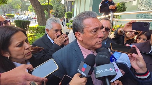 1.9K views · 52 reactions |  #Vídeo | Francisco Carrasco Rodríguez, integrantes de la Fuerza Amplia de Transportistas (FAT), aseguró llegar con muchas expectativas a la reunión de trabajo con los secretarios de Gobierno, Cesar Cravioto; Movilidad, Útiles Raíz y Finanzas Juan Pablo de Botton. Carrasco aseguró que la Jefa de Gobierno, Clara Brugada, ha estado consciente de que en 30 años no ha existido un aumento real al transporte. | Los Reporteros MX | Facebook