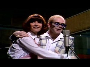 Elton John - Don't Go Breaking My Heart (with Kiki Dee) Remastered