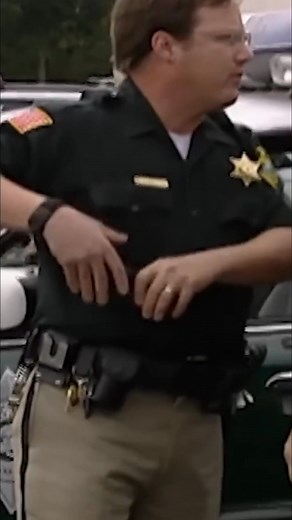 37K views · 505 reactions | Special Agent Mark Cullinan was headed to a newspaper bombing when he got a call: a bank robbery and another bomb. Everyone made it out of the bank before the blast. Shaken, but safe. #FBI #BankRobbery #Spokane #TheFBIFiles #TrueCrime | The FBI Files | Facebook