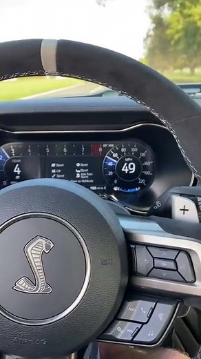2020 SHELBY GT500 BRUTAL ACCELERATION
