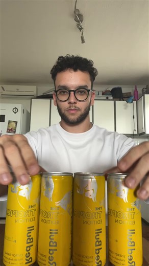 Pour bien commencer l’année . #redbull #monster #humour #gym