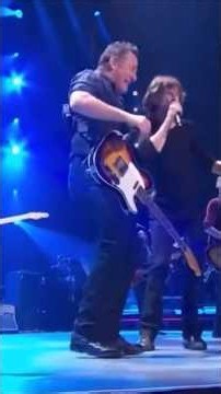 The Rolling Stones & Bruce Springsteen sing memorable Tumbling Dice in Newark 2012 pt4