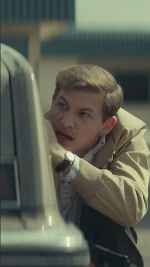 Nicholas Hoult em A Ordem!