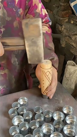 Hammer & Metal : Fortifying a Wooden Knife Handle with Ferrules