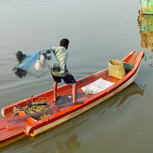 1.7M views · 9.6K reactions | Traditional Castnet Fishing | catching mullet fish in the river | கடல் | Facebook