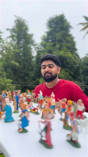 Jo on Instagram: "40 characters of a beautiful italian nativity set #art #christmas"