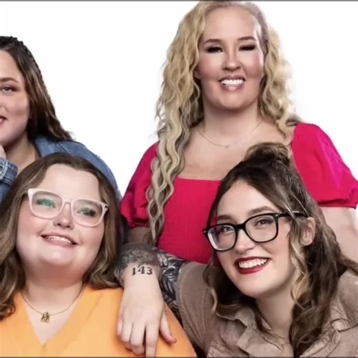 #HONEY BOO BOO y la PEOR MADRE de la TELEVISIÓN ｜ Cómo un ˝reality˝ DESTRUYÓ su familia y su infancia