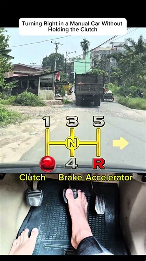 Turning Right in a Manual Car Without Holding the Clutch