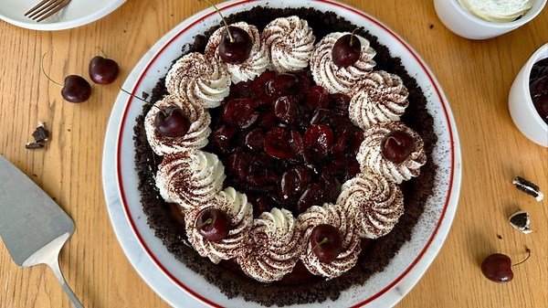 Black Forest Cream Pie With Oreo Crust Recipe