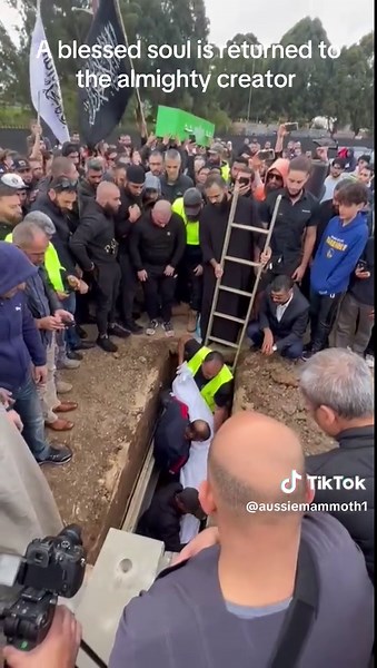 Understanding the Role of the Muslim Undertaker