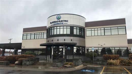 Hundreds of Flathead Electric customers without power