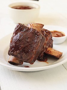 Beer-Braised and Mesquite-Smoked Short Ribs | Red Meat Recipes | Weber Grills