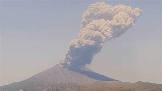 Japan's Sakurajima volcano shoots 8,000-foot ash plume into sky