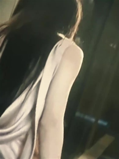 "行走在银河中央，我只喜欢一颗星星." "đi giữa ngân hà chỉ thích một vì sao." #ngbuiminh...