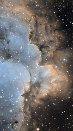 Huge thanks to my friends @deepsky.balve for sharing this fantastically beautiful image with me! ✨ NGC 7380, also known as the Wizard Nebula, lies in the constellation Cepheus, around 7,000 light-years from Earth. This young open star cluster is embedded in a glowing nebula stretching approximately 110 light-years across. Its stars formed within the last 5 million years, marking it as a relatively recent stellar nursery within our Milky Way. Please note that use of this work is strictly forbidde