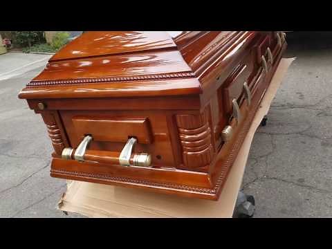 Lincoln MC29 - Solid Poplar Wood - ExpressCasket.com - Caskets for Sale