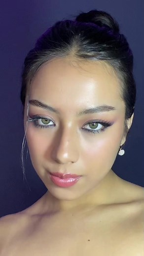 Emma chamberlain makeup tutorial