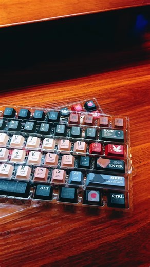 Amazing Harry Potter-themed🎁🎁🎁#KeycapSet #mechanicalkeyboard #Keycaps #keyboard #qubekeycap #gift #qube #harrypotter #harrypottertok #harrypottercosplay #harrypotterstories #harrypottermovies #gryffindor #ravenclaw #slytherin