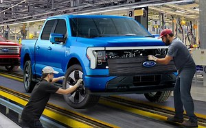 参观福特工厂Ford F-150生产车间流水线🔧-引擎/车身/内饰/底盘/最终成品