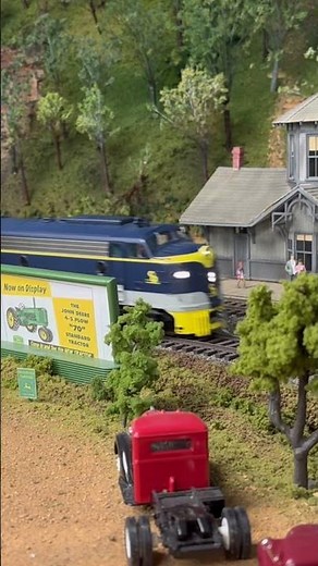 Sunset/3rd Rail C&O E8’s on Bob Hess’ 2-Rail O Scale Layout #train #modeltrains #modelrailroad