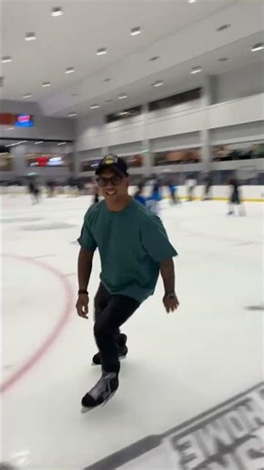 POV: DJ MIcky D Ice Skating to His Own Set ⛸️🎧 #djmickyd #dj #2000s