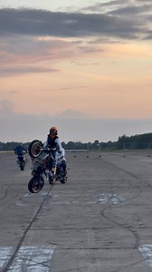 Tandem circles at sunset🌅 does it get any better? | Mike Jensen
