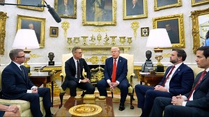 Trump chiede di “buttare fuori” la Spagna dalla Nato