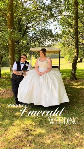 Stunning Emerald & Gold Wedding Theme💚✨