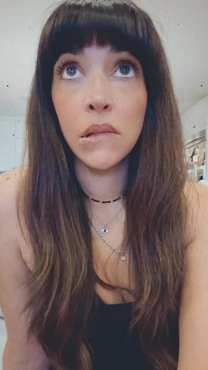 Hannah Simone on Instagram: "Okay I tried I really tried to watch this one reality show that everyone was chatting about but y’all I couldn’t do it it went waaaaaaaaaaaay too far and those who know me know I watched EVERY SINGLE REALITY SHOW but wow this one got me I’m out 😂😂😂 drop your guesses below because phew 🙅🏽‍♀️🙅🏽‍♀️🙅🏽‍♀️"