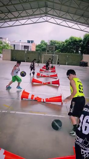Técnica individual, Trabajo de iniciación en el cambio de dirección utilizando faja. | Baqueros Baloncesto