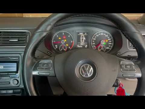 Selling non runner 2013 vw jetta 6 1.6 tdi dsg comfortline