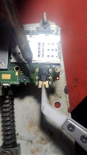 headphone jack remove with soldering #shorts