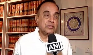 Sunanda Pushkar death: Subramanian Swamy meets Rajnath Singh, demands thorough investigation