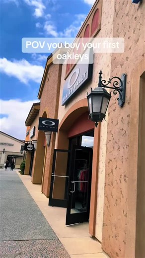 Spring Refresh Sale on Oakley Performance Eyewear